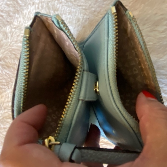 Kate Spade Bifold Tiffany Blue Wallet - Picture 6 of 6